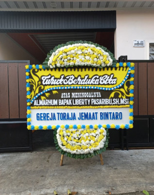 Papan Bunga Duka di Masrum
